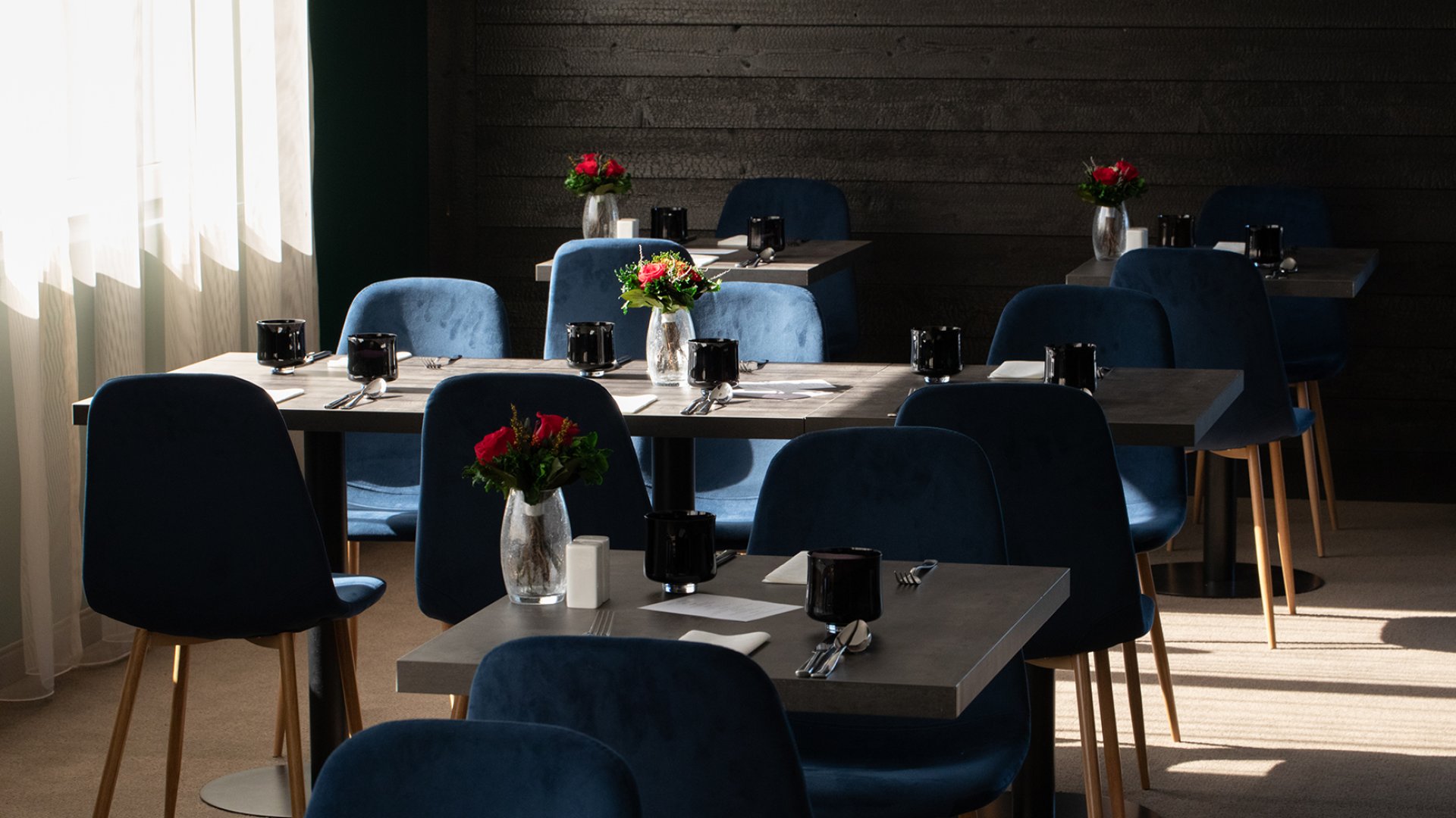 Konferenciahelyszín vidéken – professzionális megoldások a Kristály Hotel Ajkán