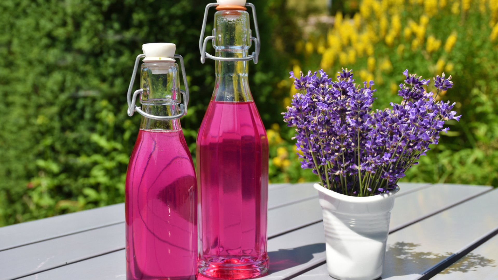 Így használja fel a leszüretelt levendulát: készítsen fürdősót vagy levendulaszörpöt 