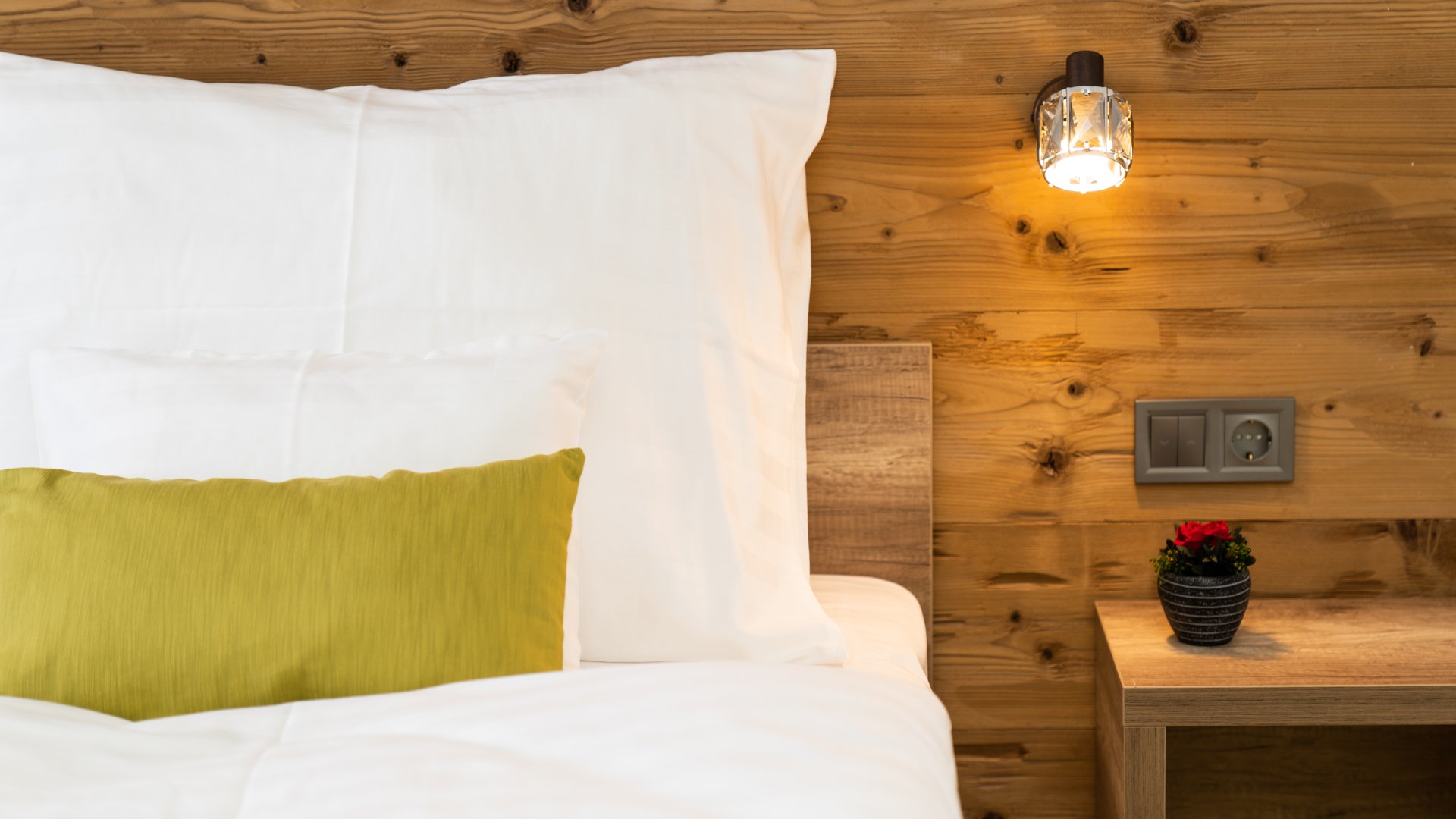 Pünkösd a Bakonyi betyár nyomában